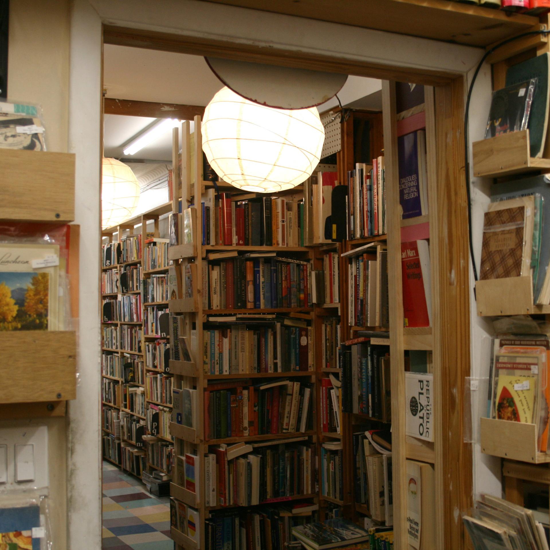Secondhand Stories: Your Guide to Used Bookstores in Philadelphia By Audrey Kingree